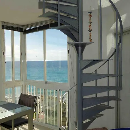 Atico Primera Linea De Playa Кальпе